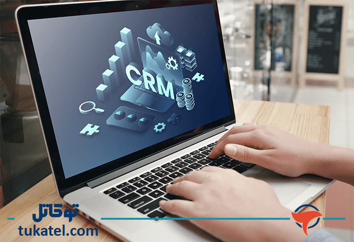 CRM تحت وب چیست؟