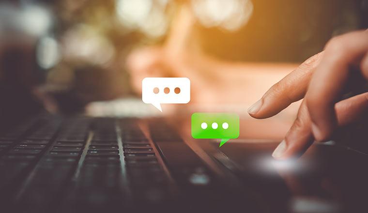 پیادهسازی موفق و ابزارهای کلیدی چت پیشگیرانه