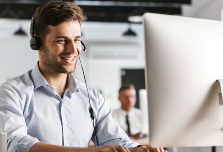 چگونه مرکز تماس فروشگاه اینترنتی شما به یک «موتور رشد» تبدیل میشود؟